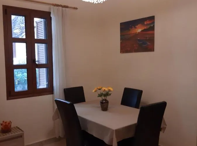 Dimitra House Apartment
