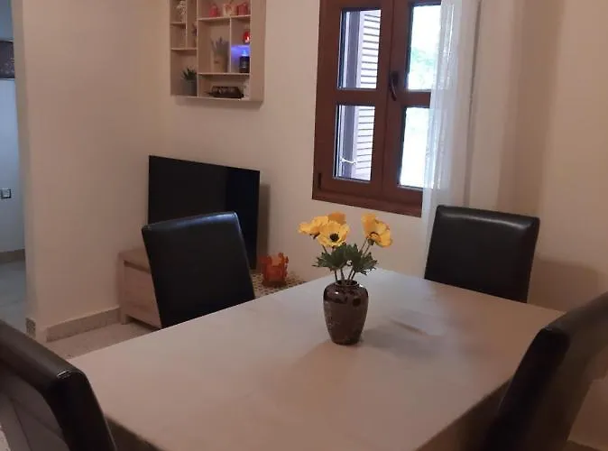 Lägenhet Dimitra House